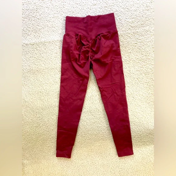 Maroon compression leggings - Picture 2 of 3